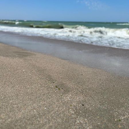 Fratellyvibe Mamaia Apartment Ngoại thất bức ảnh