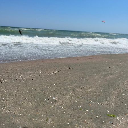 Fratellyvibe Mamaia Apartment Ngoại thất bức ảnh