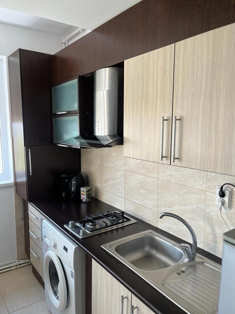 Fratellyvibe Mamaia Apartment Ngoại thất bức ảnh
