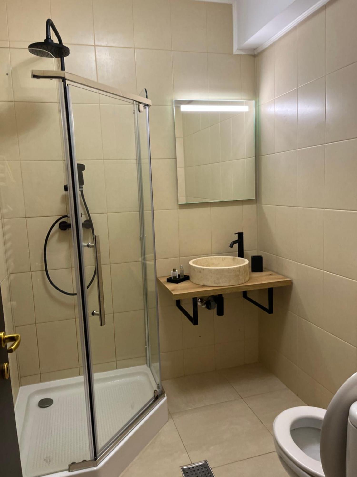 Fratellyvibe Mamaia Apartment Ngoại thất bức ảnh