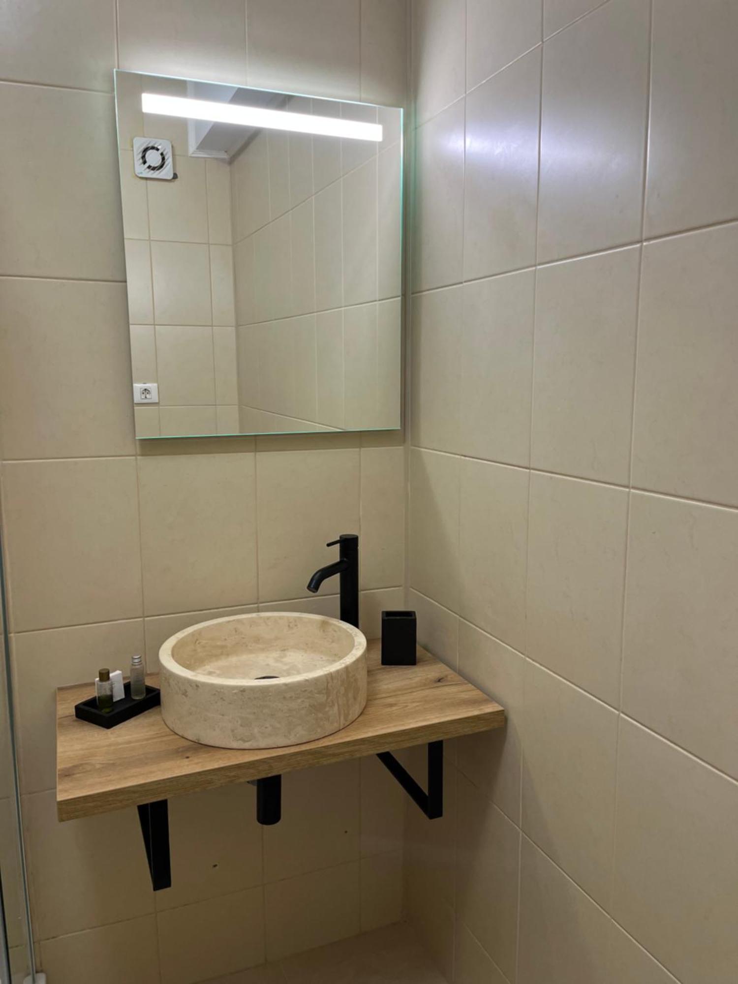 Fratellyvibe Mamaia Apartment Ngoại thất bức ảnh