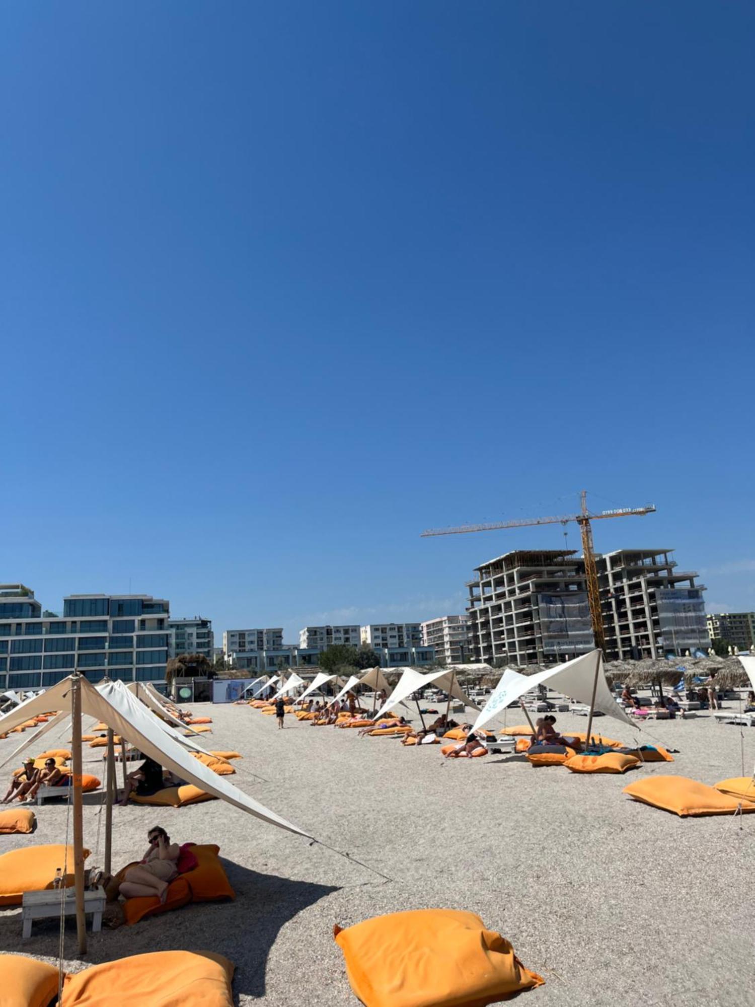 Fratellyvibe Mamaia Apartment Ngoại thất bức ảnh