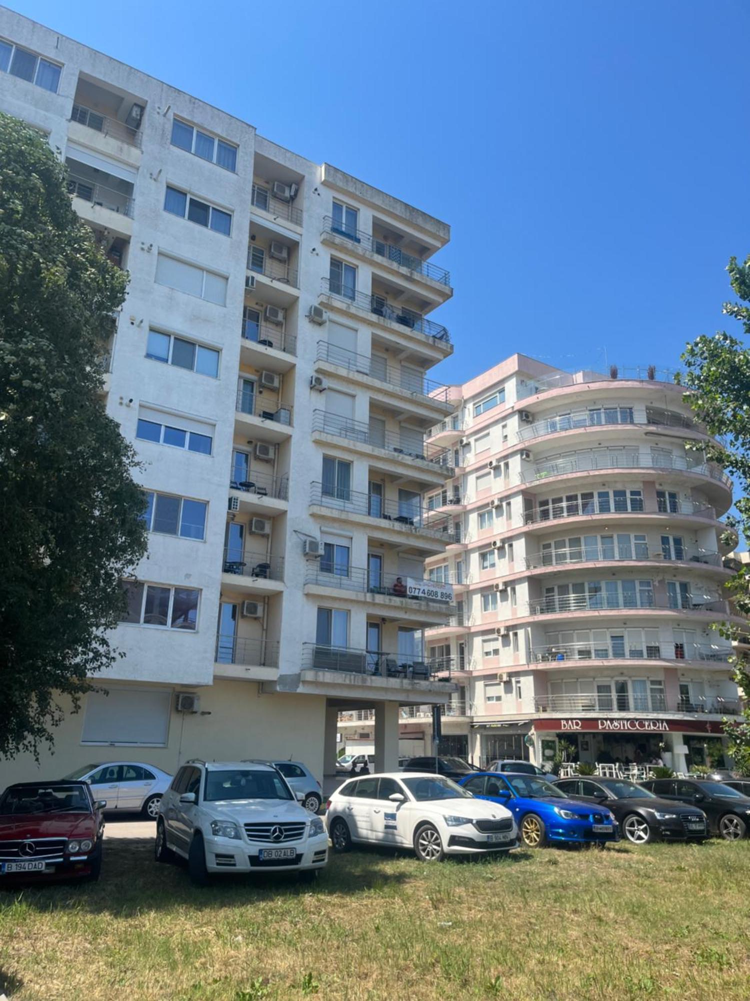 Fratellyvibe Mamaia Apartment Ngoại thất bức ảnh